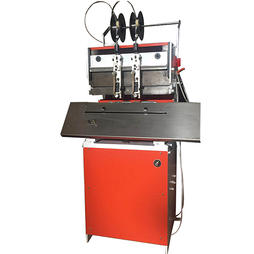 TD202手動(dong)訂書(shu)機